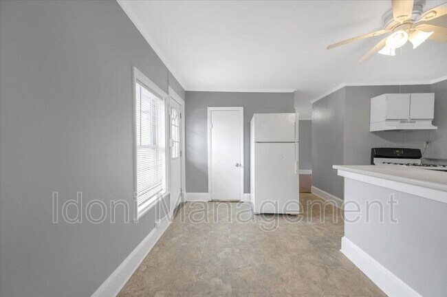 Building Photo - 70 Merchants Ave