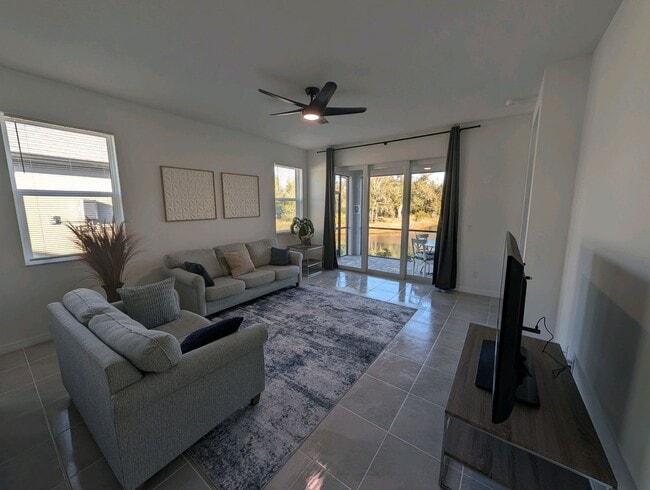 Building Photo - Lakewood Ranch Brand New Villa 2 bedroom with flex space (Office/ 3rd Bedroom)