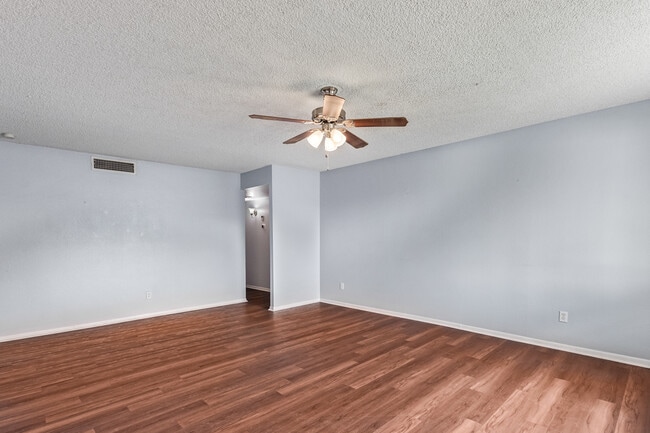 Building Photo - 4632 W Palo Verde Dr