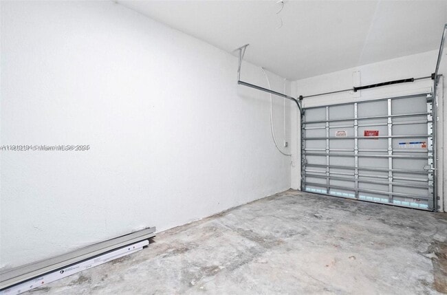 Building Photo - 12900 NW 22nd Pl