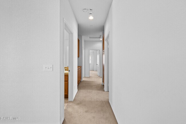 Building Photo - 37152 Waltham Pl