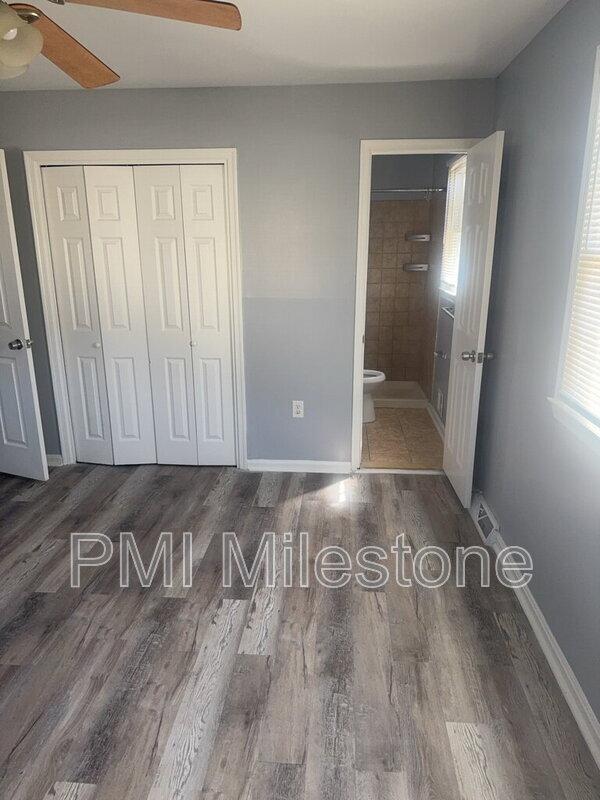 Building Photo - 3333 Swann Rd