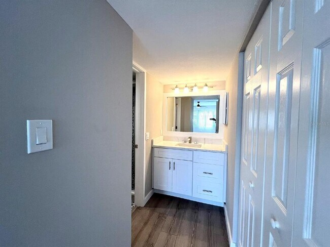 Building Photo - 5212 Lake Village Dr