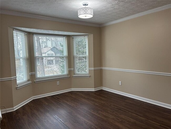 Building Photo - 3410 Camens Ct NE