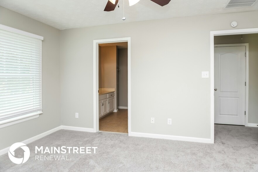 Building Photo - 536 Dove Way