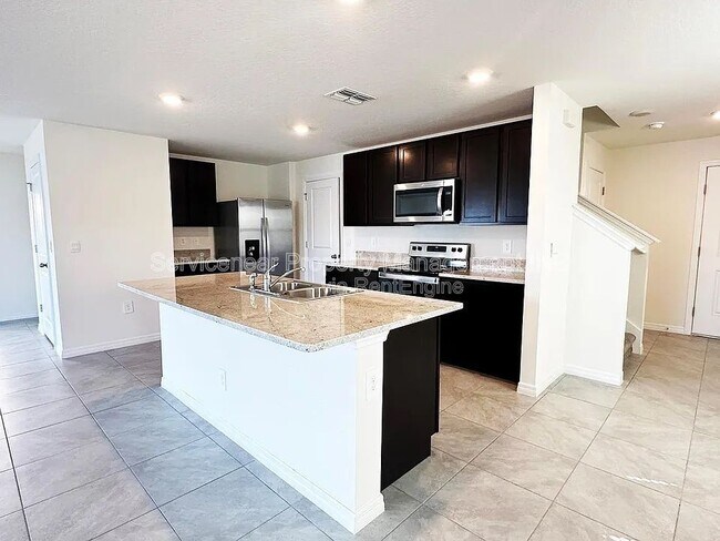 Building Photo - 5795 Cape Primrose Dr