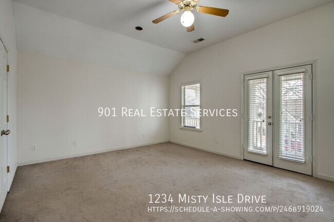 Building Photo - 1234 Misty Isle Dr