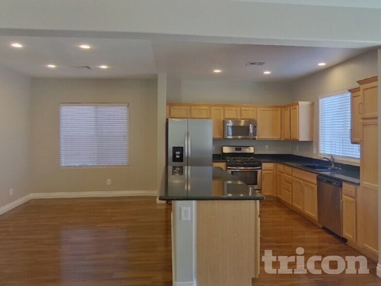 Building Photo - 8081 Celina Hills St