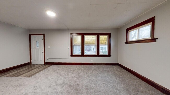 Building Photo - 3975 W.23rd