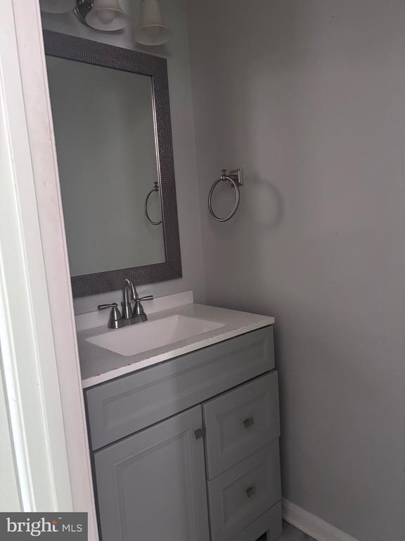 Building Photo - 522 Brighton Pl