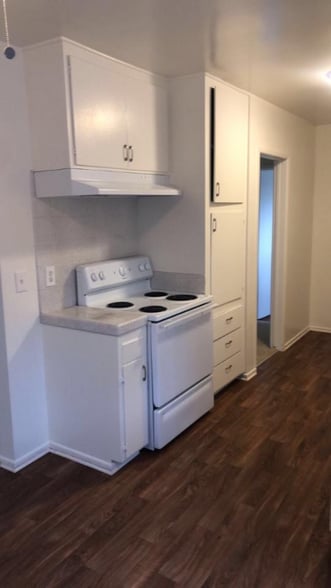 Building Photo - 2231 E Lenita Ln