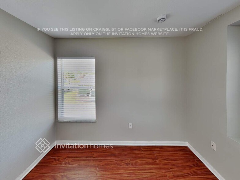 Building Photo - 301 Cardiff Dr