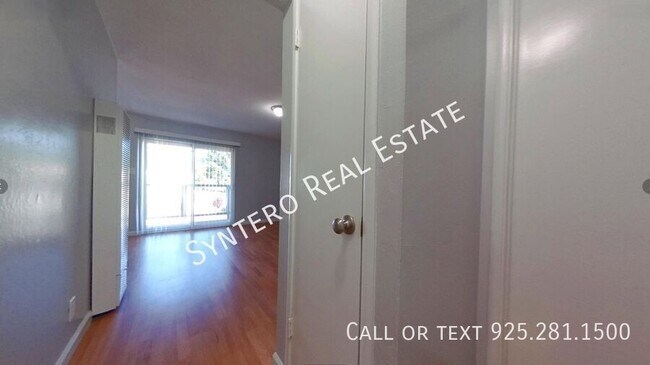 Building Photo - 4819 Clayton Rd