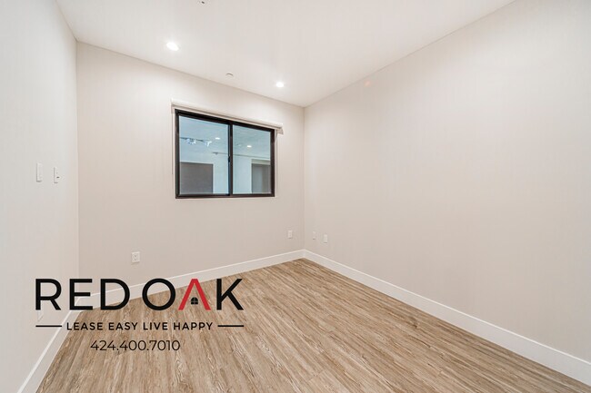 Building Photo - 5550 Bonner Ave