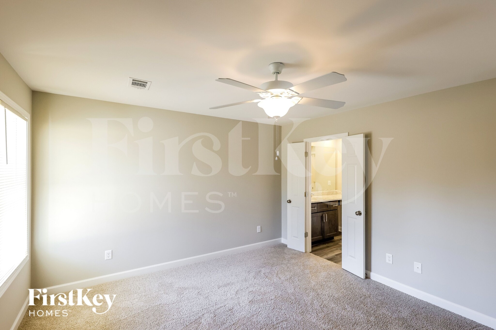 Building Photo - 7221 60th Ave E