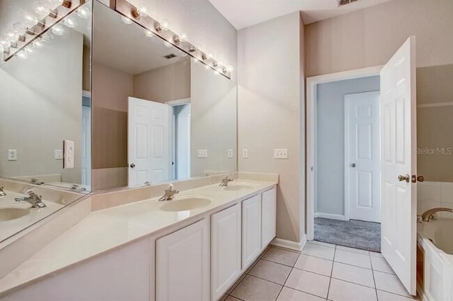 Building Photo - 8436 Greenbank Blvd