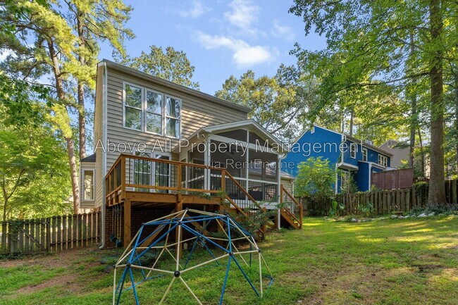 Building Photo - 1202 Belhaven Rd