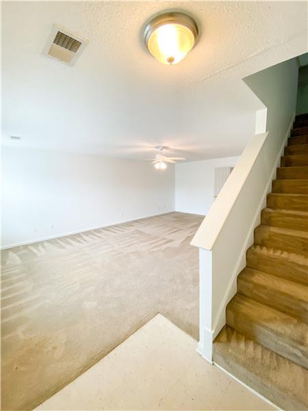 Building Photo - 47 Bearing Cir