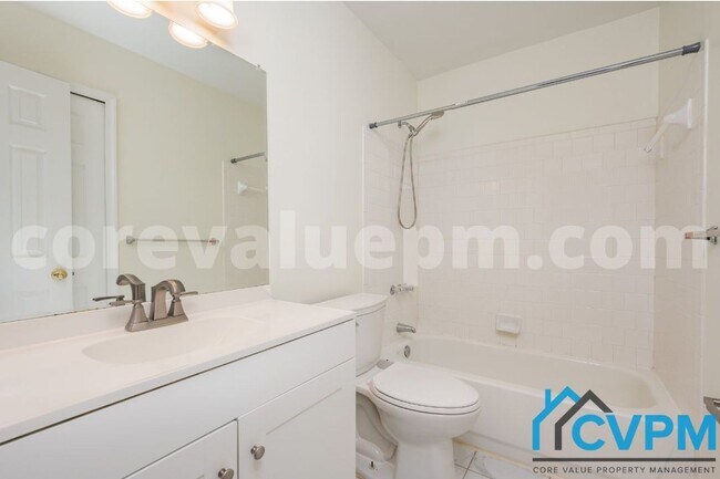 Building Photo - 7679 Blueberry Hill Ln