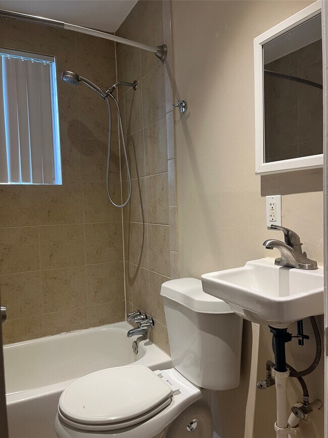 Building Photo - 4010 Feagan St