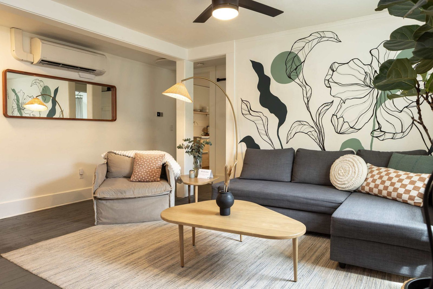 Building Photo - 522 W Franklin St