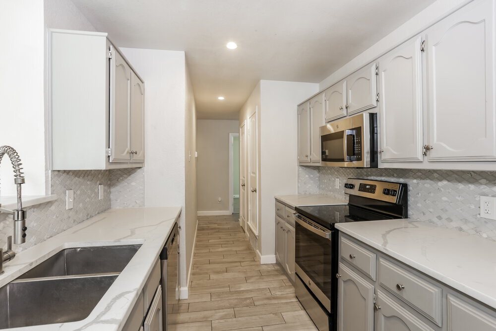 Building Photo - 1330 Heather Run Dr