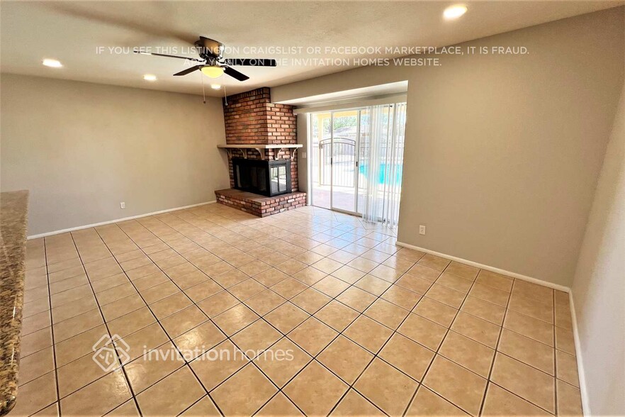 Building Photo - 413 E Fremont Dr