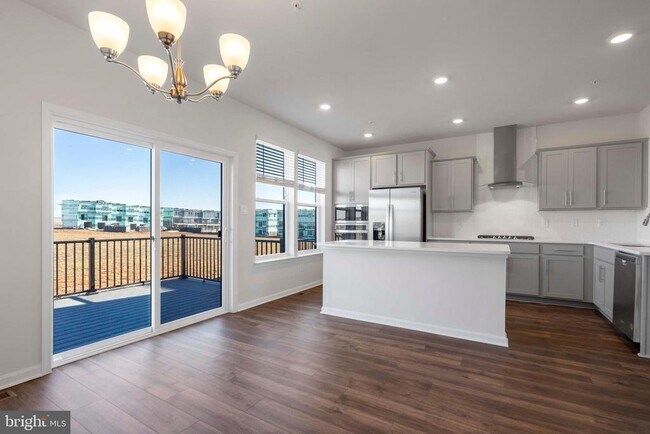 Building Photo - 331 Ensemble Wy