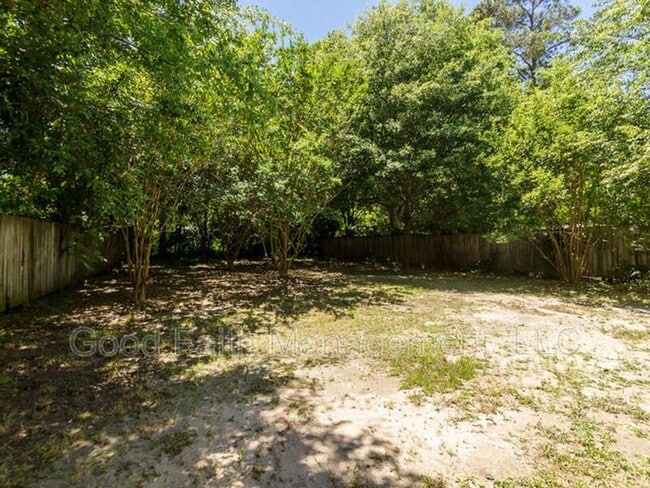 Building Photo - 2210 Bandler Rd