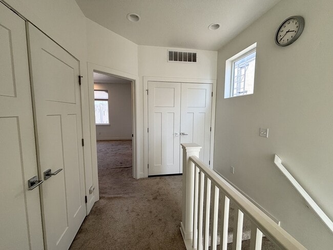 Building Photo - 3883 Komenda Ct