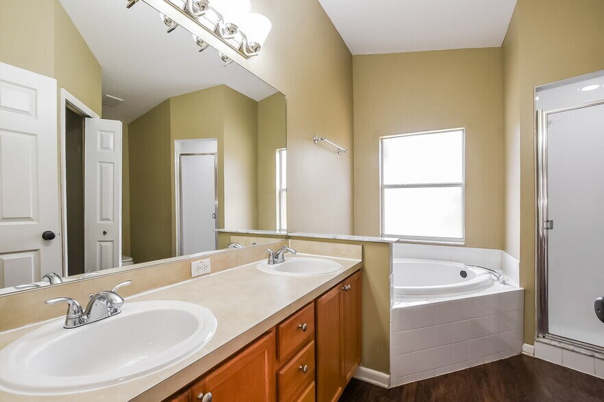 Building Photo - 178 Dovetail Ct