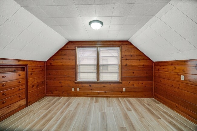 Building Photo - 2611 Ellen Ave