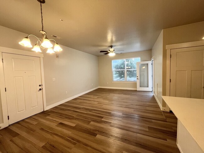 Building Photo - 13049 S Cannavale Ln
