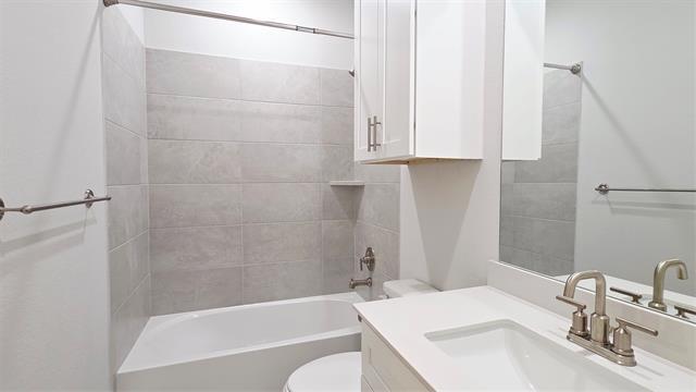 Building Photo - 11518 Brompton Dr