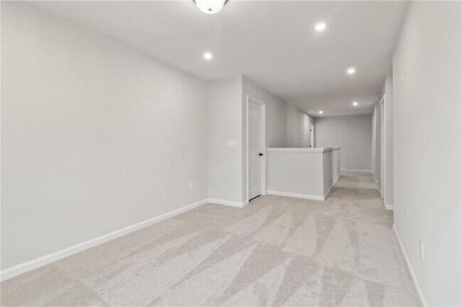 Building Photo - 2072 Buice Lake Pkwy