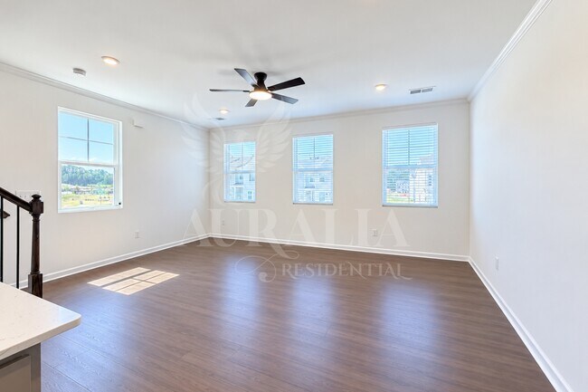 Building Photo - 3210 Gypsum Dr