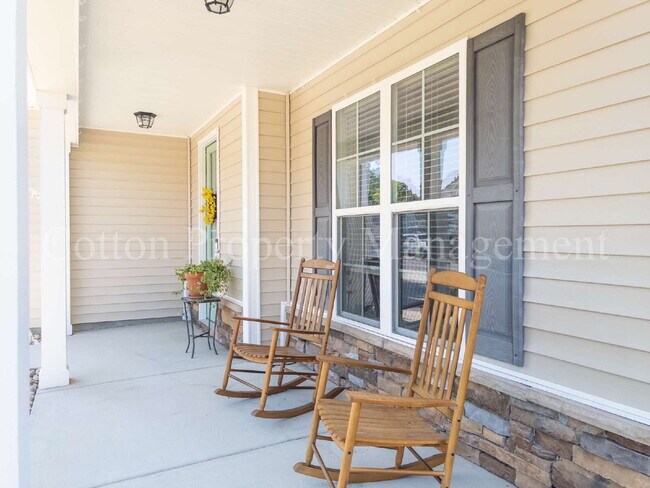 Building Photo - 1140 Lieutenant Congleton Rd