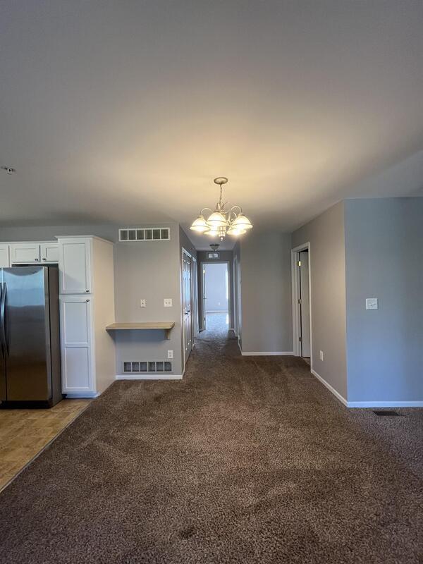 Building Photo - 13065 Turnberry
