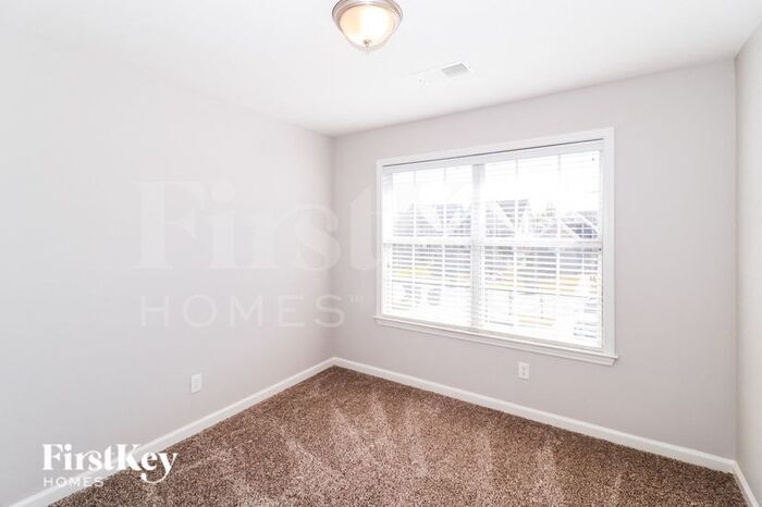 Building Photo - 8570 Griffin Park Dr