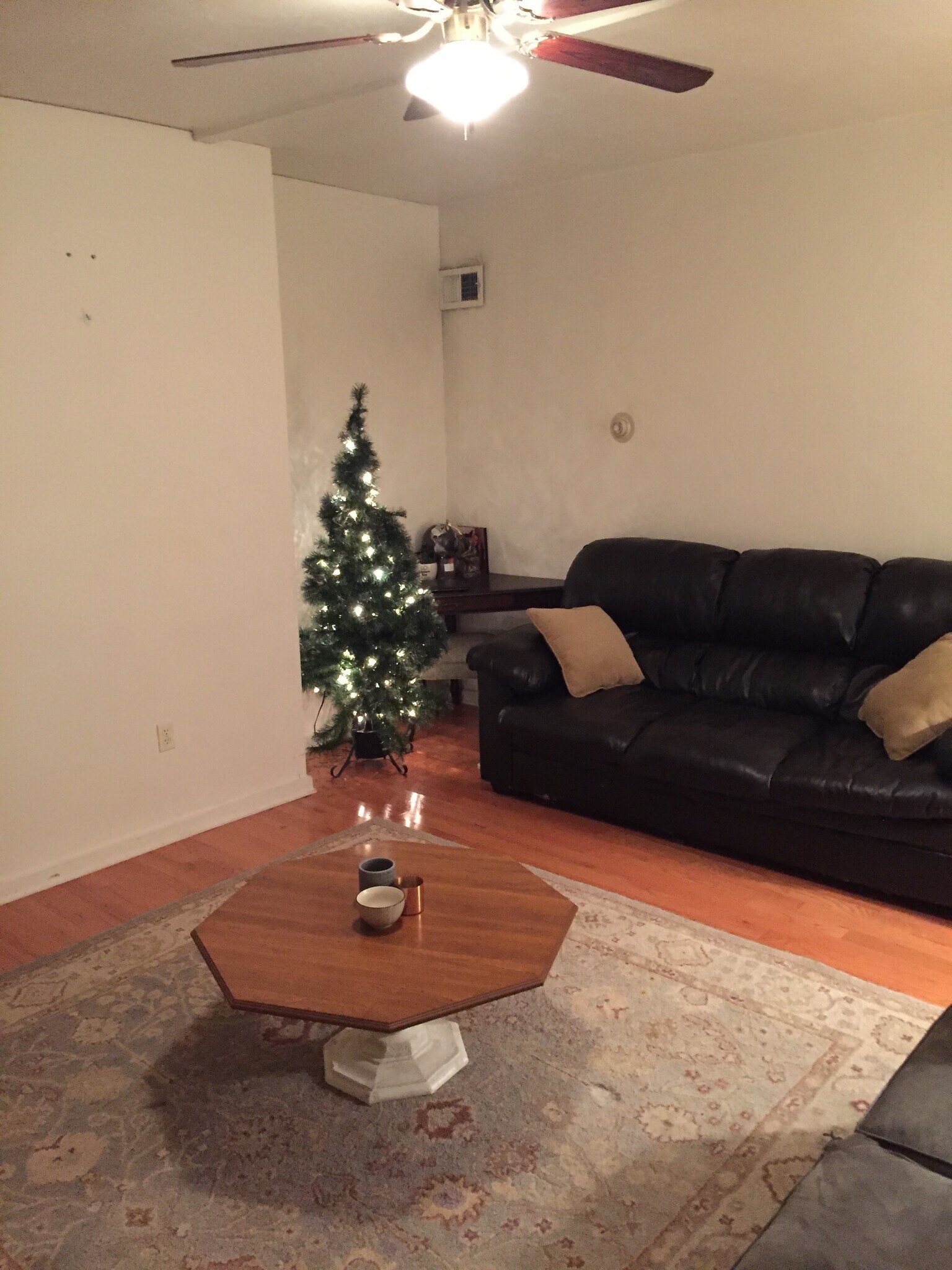 Building Photo - 2816 Edwards Way