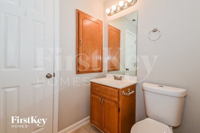 Building Photo - 189 Bay Ct Dr
