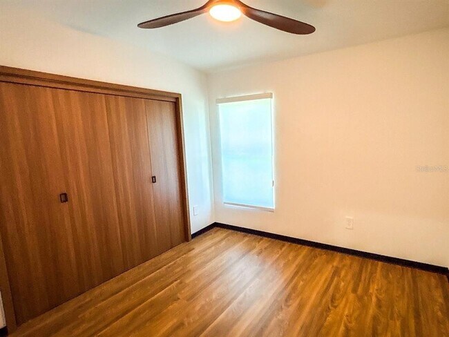 Building Photo - 4300 Thunderbird Rd