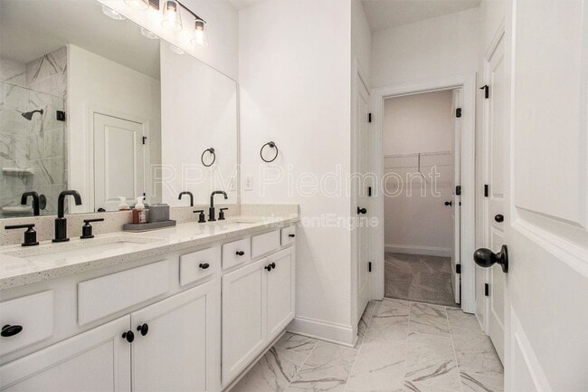 Building Photo - 2638 Caruso Wy