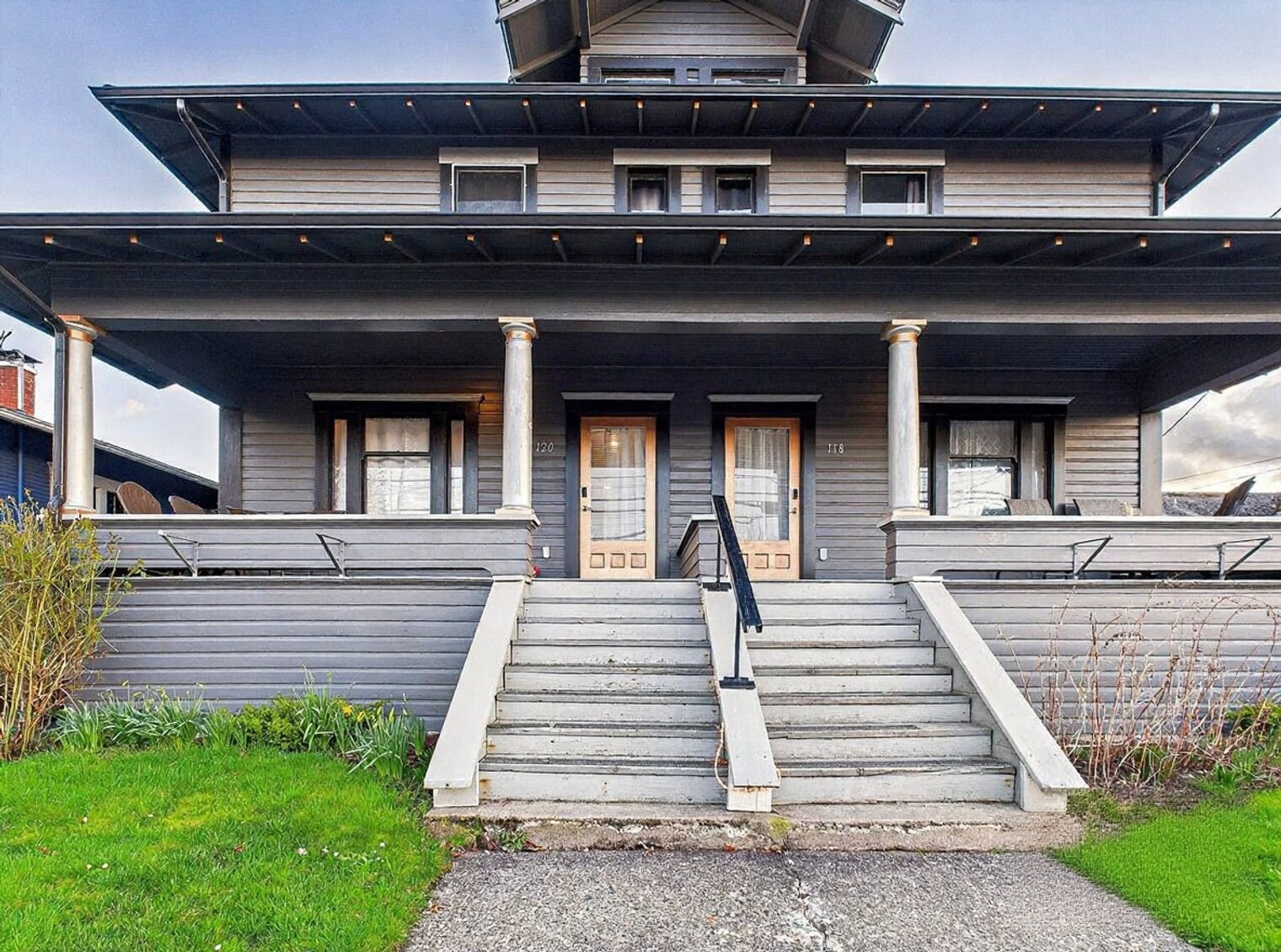 Building Photo - 132 SE 7th Ave