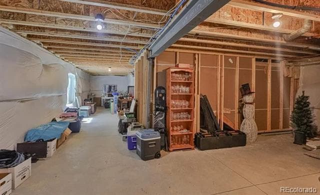Building Photo - 6652 Golden Briar Ln