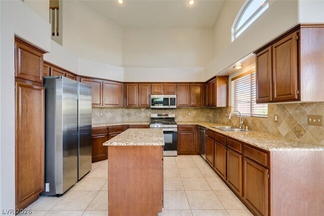 Building Photo - 3714 Bombastic Ct
