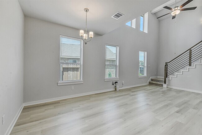 Building Photo - 2734 Pheasant Hl Ct