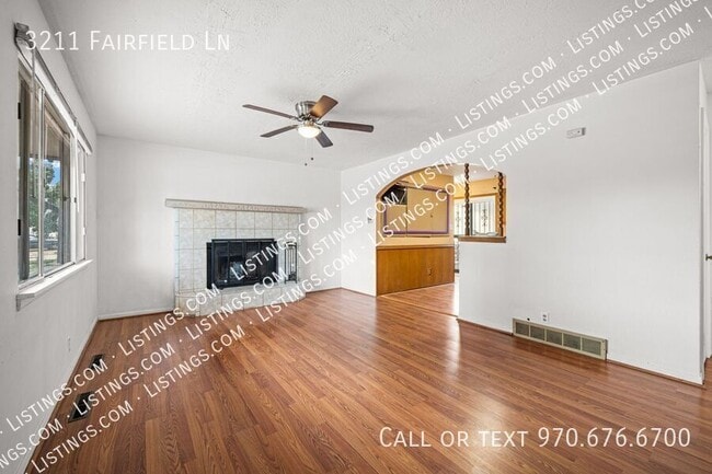 Building Photo - 3211 Fairfield Ln