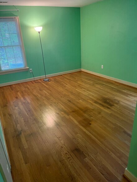 Building Photo - 1219 Cherrystone Ave