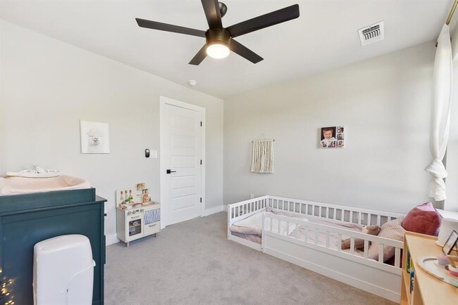 Building Photo - 25 Woodacre Dr